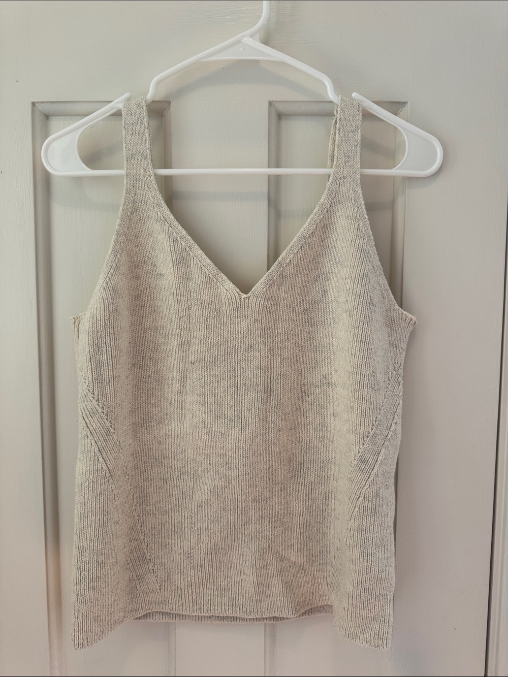 Old Navy Beige Knit V-Neck Thick Knit Tank Top